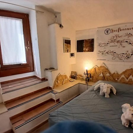 B&B 8A Castelbianco Colletta Екстериор снимка